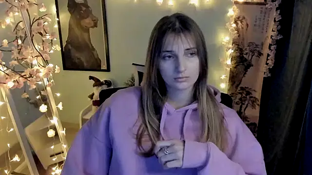 Snapshot of NeyliDream chatting on February 4, 1:50 pm NeyliDream online show from February 4, 1:50 pm