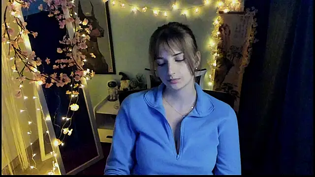 Snapshot of NeyliDream chatting on February 9, 1:26 pm NeyliDream online show from February 9, 1:26 pm