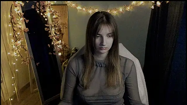 Snapshot of NeyliDream chatting on March 6, 1:18 pm NeyliDream online show from March 6, 1:18 pm