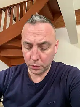 Marronglace1 online show from February 27, 12:16 pm