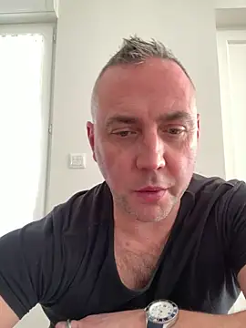 Marronglace1 online show from March 2, 2:57 pm