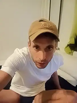 Malcom2f online show from August 1, 9:57 pm