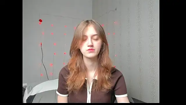 dreamy pollyyy online show from March 15, 11:27 am