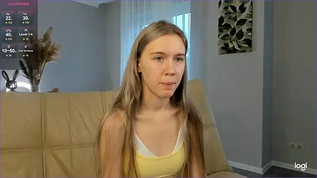 Succubelle online show from October 1, 6:30 am