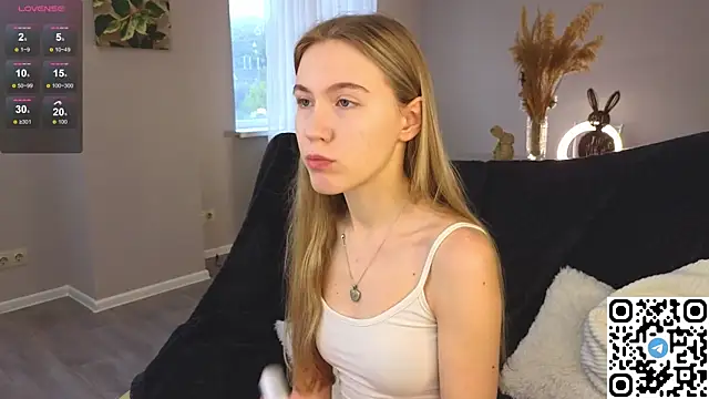 Succubelle online show from October 9, 6:11 am