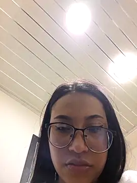 susan mooree online show from November 27, 6:43 pm