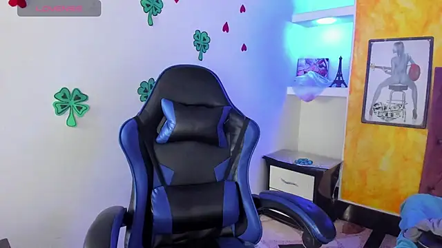 susan mooree online show from March 25, 9:21 pm