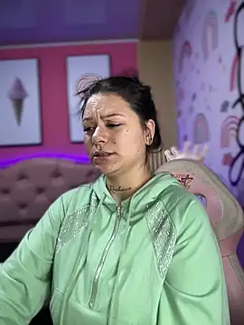 Megaan  More online show from November 1, 2:57 am