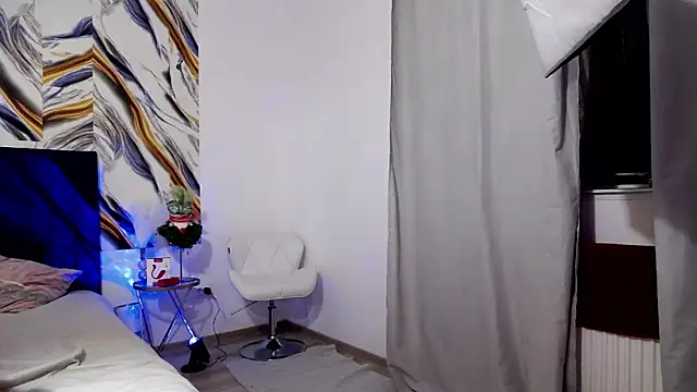 Snapshot of AliceMontroses chatting on February 20, 4:40 pm AliceMontroses online show from February 20, 4:40 pm