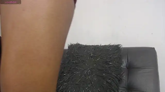 Deysha Garcias online show from June 2, 12:07 pm