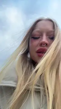 Sugar Pop online show from October 9, 2:26 pm