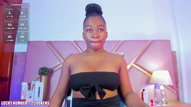 SophieSinclair online show from November 17, 12:33 pm