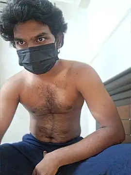 bossyjuicy online show from March 30, 7:15 pm