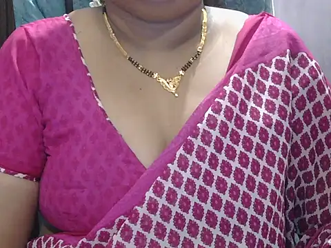 Snapshot of Nisha-telugu chatting on April 7, 5:35 pm Nisha-telugu online show from April 7, 5:35 pm