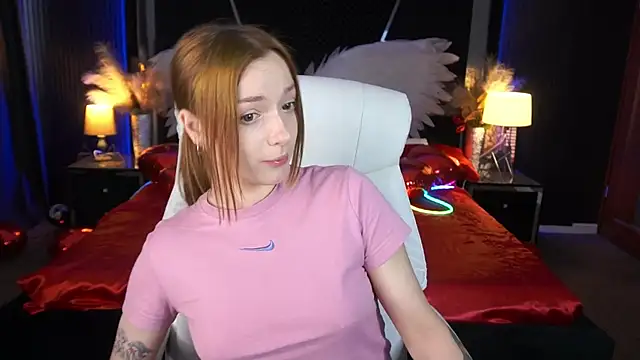 FoxyMayy online show from June 18, 12:42 pm
