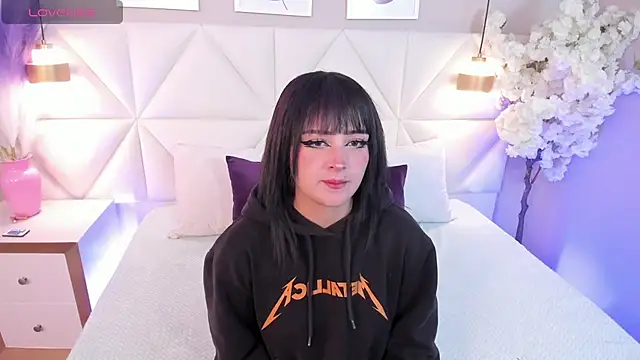 Adara  carter  online show from December 15, 3:33 am