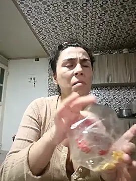 vanessa-titisM online show from March 5, 3:35 am