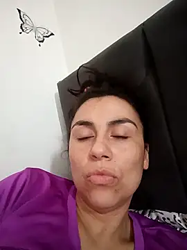 vanessa-titisM online show from March 17, 2:42 pm