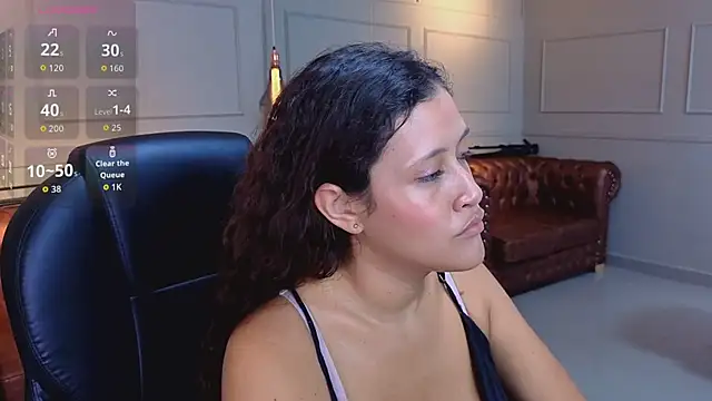 ArielBlossom    online show from February 8, 11:57 am