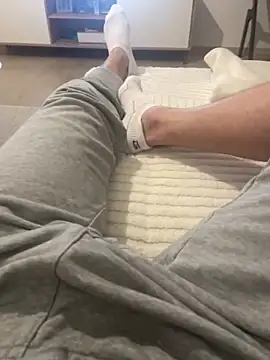 Snapshot of Milike_93 chatting on March 1, 12:56 am Milike 93 online show from March 1, 12:56 am