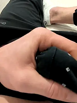 Snapshot of Milike_93 chatting on March 1, 10:34 pm Milike 93 online show from March 1, 10:34 pm