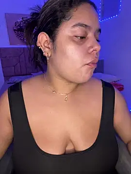 Snapshot of Anabelle_00_ chatting on July 2, 3:23 am Anabelle 00 online show from July 2, 3:23 am