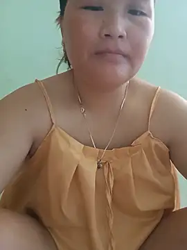 Snapshot of Tamara-a chatting on May 27, 1:57 am Tamara-a online show from May 27, 1:57 am
