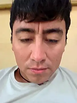 Snapshot of Arr22ZZ chatting on January 12, 2:33 pm Arr22ZZ online show from January 12, 2:33 pm