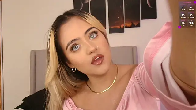 MaryMoon  online show from November 28, 10:56 pm