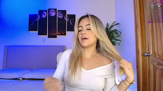 MaryMoon  online show from March 13, 1:12 am