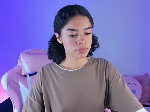 maddy parker   online show from November 21, 7:34 pm