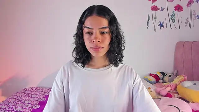 Snapshot of maddy_parker__ chatting on April 16, 8:42 pm maddy parker online show from April 16, 8:42 pm