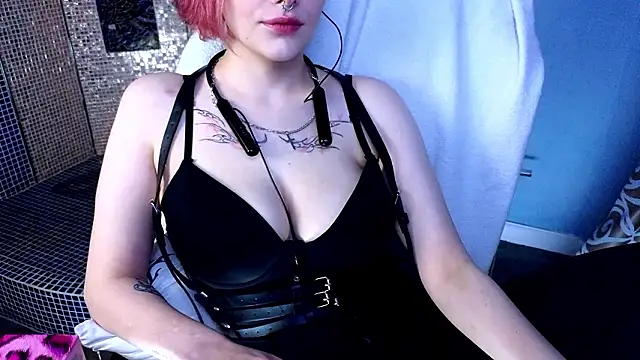 Eniferi online show from February 2, 11:25 pm