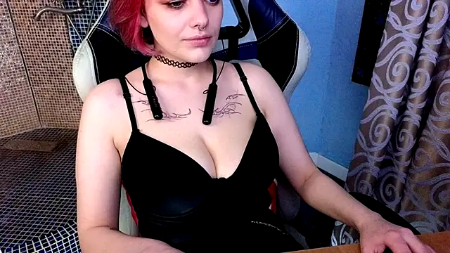 Eniferi online show from February 17, 10:45 am