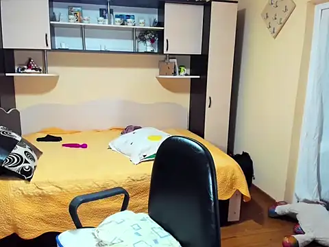 Soffy Skye online show from February 22, 5:30 am