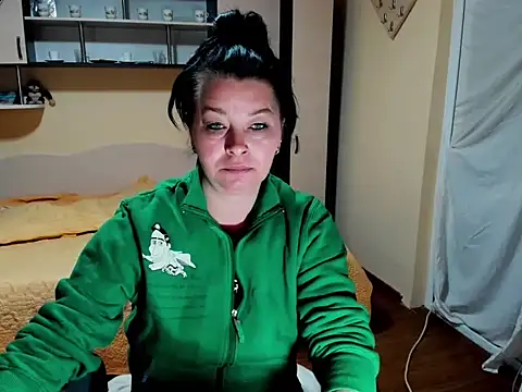 Soffy Skye online show from May 8, 4:51 am