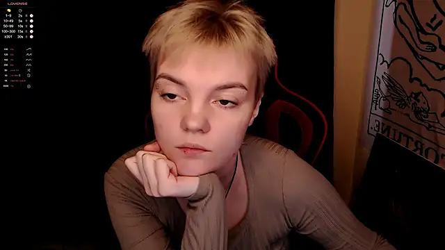 KrisNeal online show from November 4, 9:30 am