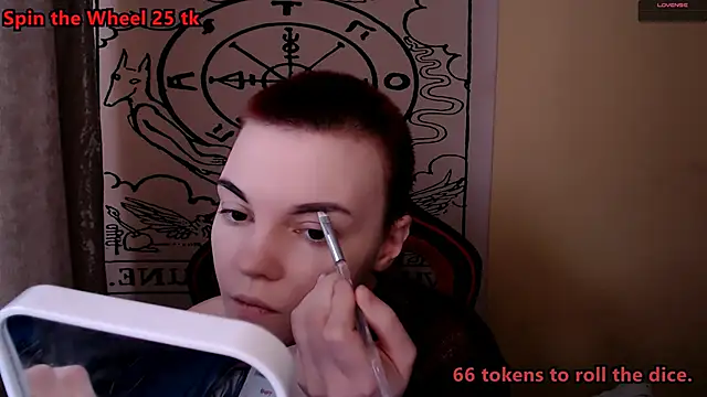 Snapshot of KrisNeal chatting on February 12, 9:04 am KrisNeal online show from February 12, 9:04 am