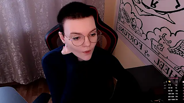 Snapshot of KrisNeal chatting on February 23, 9:17 am KrisNeal online show from February 23, 9:17 am