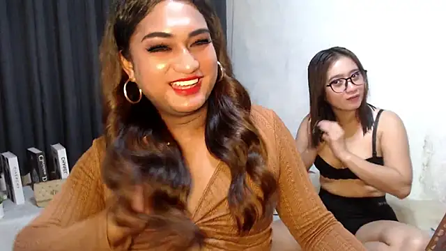 Snapshot of Elysia_Fox chatting on February 7, 5:55 am Elysia Fox online show from February 7, 5:55 am
