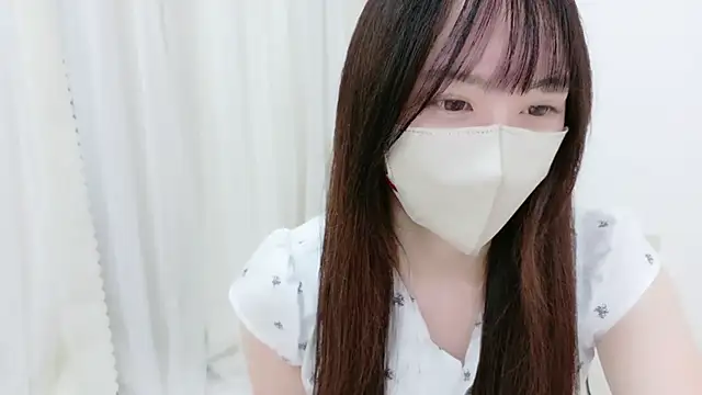 Snapshot of _Mia_land_ chatting on October 3, 1:41 pm  Mia land  online show from October 3, 1:41 pm