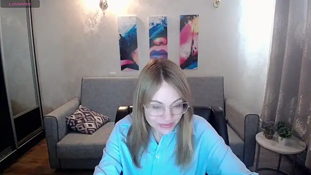 shy hot cat online show from October 20, 6:47 am