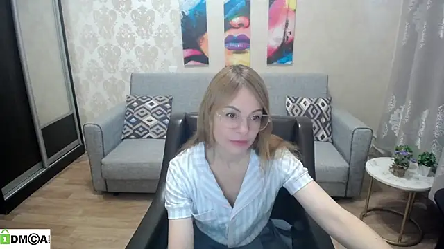 shy hot cat online show from November 6, 7:09 am