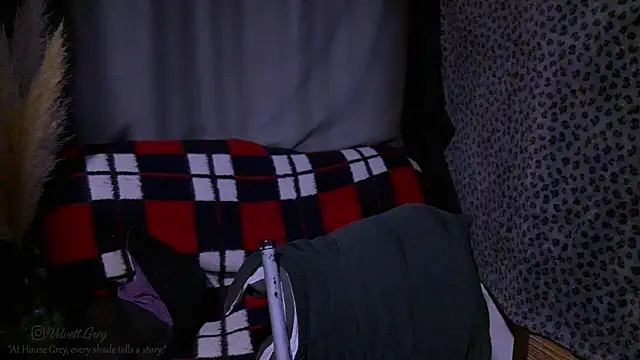 Snapshot of ObeyLust chatting on October 23, 5:40 am ObeyLust online show from October 23, 5:40 am