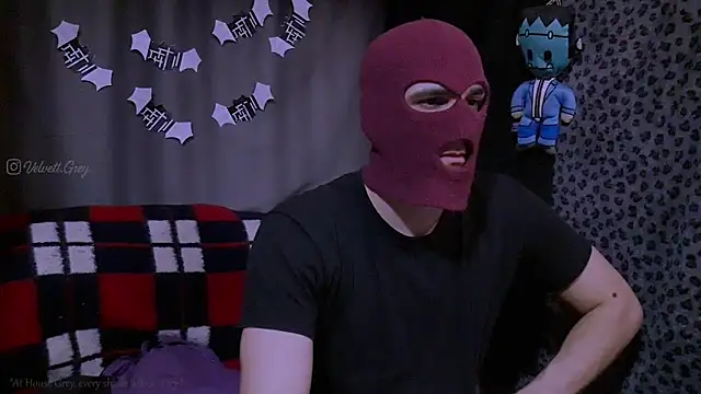 Snapshot of ObeyLust chatting on October 25, 12:18 am ObeyLust online show from October 25, 12:18 am