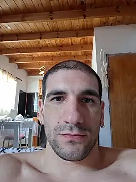 Snapshot of ObeyLust chatting on October 28, 6:21 pm ObeyLust online show from October 28, 6:21 pm