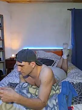 Snapshot of ObeyLust chatting on November 6, 6:03 am ObeyLust online show from November 6, 6:03 am