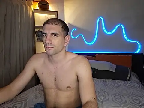 Snapshot of ObeyLust chatting on November 25, 1:38 am ObeyLust online show from November 25, 1:38 am