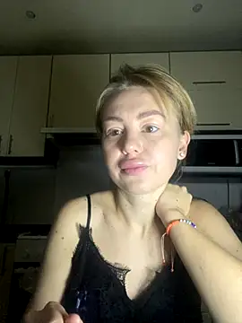 MartaLuna  online show from November 21, 2:10 am