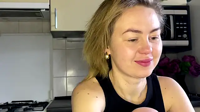 MartaLuna  online show from March 6, 9:06 am